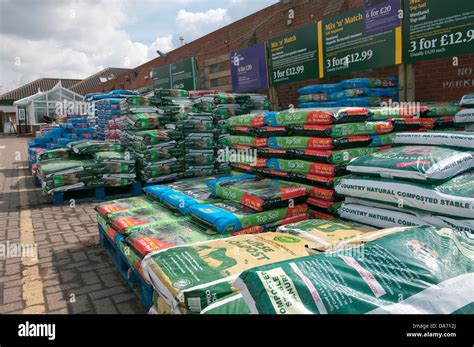 Compost Bag Uk Hi Res Stock Photography And Images Alamy