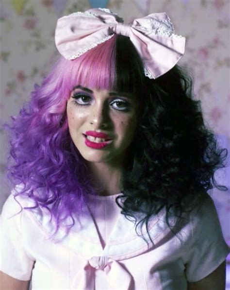 Melanie Martinez Curly Black Purple Hair Bow Split Color Straight Bangs Tri Color Hairstyle