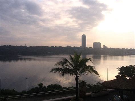 Abidjan, Hôtel Ivoire et baie de Cocody | Solar power plant, Coast, Ivory coast