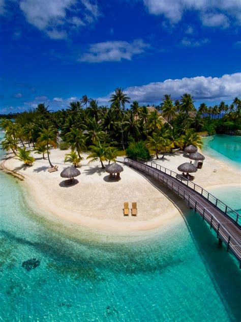 Tours and Destinations: French Polynesia - Bora Bora Island