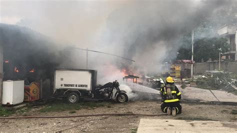 Incendio Consume F Brica De Pollos Hucana En Bonda Santa Marta Al D A