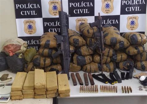 Submetralhadora E Kg De Maconha S O Apreendidos Em Santo Ant Nio De