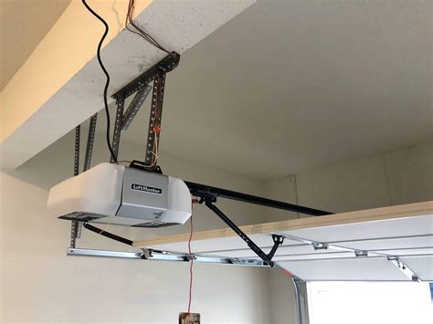 Garage Door Opener Repair Gilroy, CA 95020 | Stanford, Saratoga