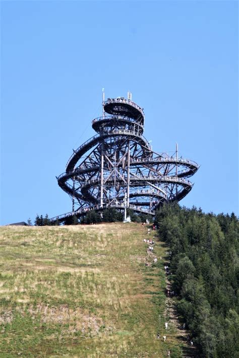 Doln Morava Czech Republic August Tourists Are Climbing The