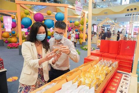 Sunway Malls Kicks Off Mid Autumn Festival With Traditional Delights