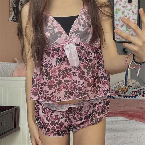 Dainty Flower Matching Lingerie Set Literally Depop