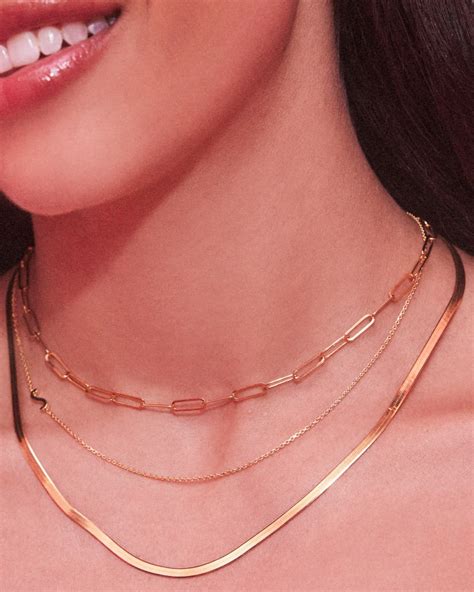 Inch Large Paperclip Chain Necklace In K Gold Vermeil Kendra Scott