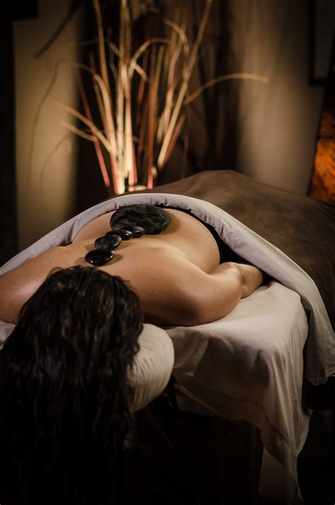 Hot Stones Massage Poweressentials Ca