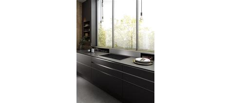 30" Transitional Electric Cooktop | CE304T/S | Wolf Appliances