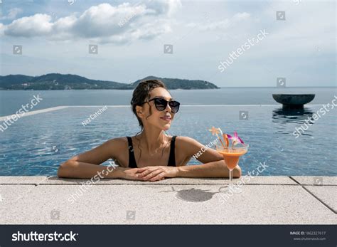 Beautiful Brunette Female Smiling Face Sunglasses Stock Photo 1862327617 Shutterstock