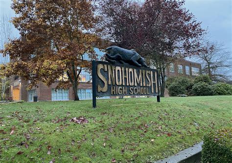 Snohomish High Locked Down Briefly Weapon Report Unfounded