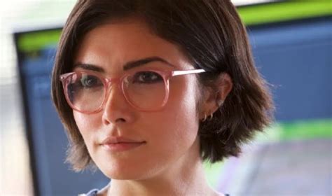 Jurassic World Star Daniella Pineda Stuns In Blue Bikini Gives Bill Gates Nod Flipboard
