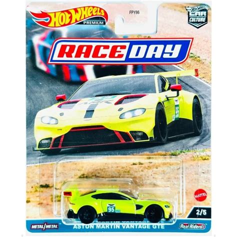 HOT WHEELS HKC60 ASTON MARTIN VANTAGE GTE 1 64 HOT WHEELS