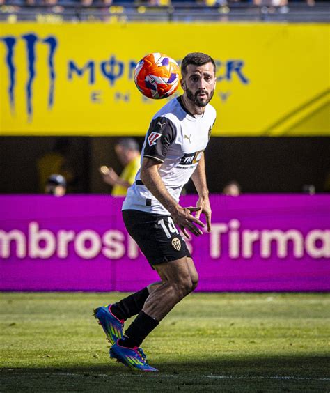 Gayà Enters The Top 10 Of All Time Valencia Cf Appearances Valencia Cf