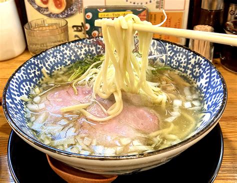 高槻駅『中村商店 高槻本店』｜鶏清湯×魚介出汁の透き通った黄金スープが最高！塩ラーメンブーム到来です。 ななさんちゃんねる｜名無しのななさん