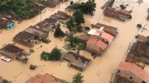 Chuvas No Sul Da Bahia Provocam A Evacua O De Mil Pessoas