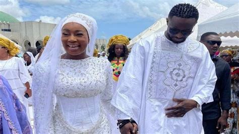 Konnie Touré a célébré son mariage religieux à Abidjan Voici lélu de