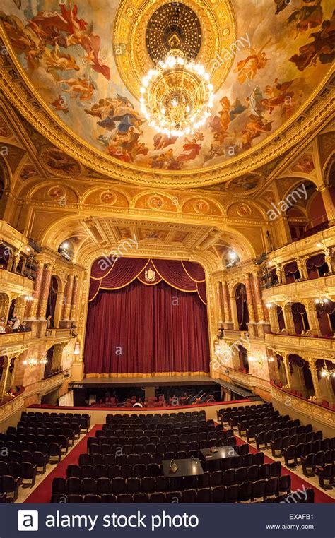 Opera Theatre Interior Stock Photos & Opera Theatre Interior Stock ...