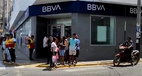 Chepén Delincuentes asaltan agencia del BBVA a pocos metros de la