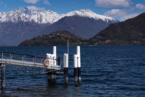 La Passeggiata Dell Amore Sul Lago Di Como Di Maurizio Moro