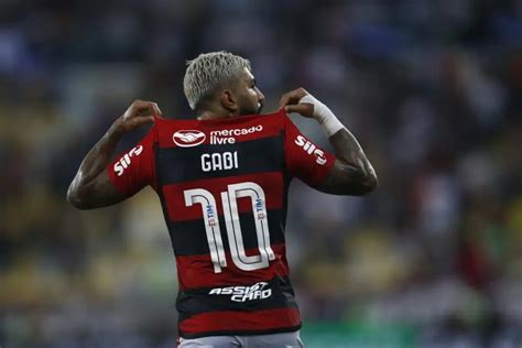 Gabigol voltará a usar camisa 10 do Flamengo na terça entenda Mengo