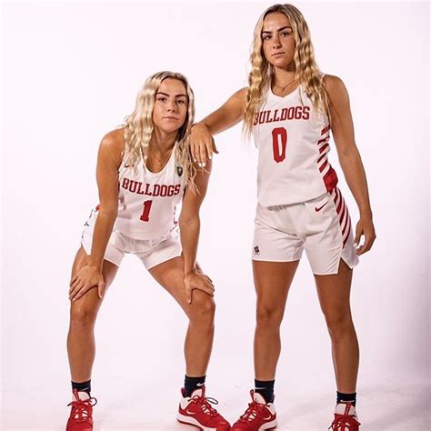 Front Office Sports On Linkedin Haley And Hanna Cavinder Twin