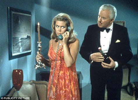 Bewitched Samantha Stephens Elizabeth Montgomery And David White As Larry Tate 💎💎💎 Ma