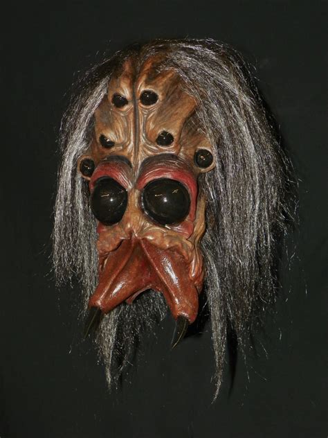 Aracnoid Mask – Horner's Haunted Corner