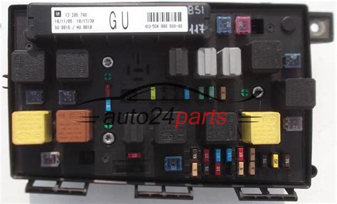 FUSE RELAY BOX ELECTRICAL COMFORT CONTROL MODULE BODY OPEL ASTRA H GM