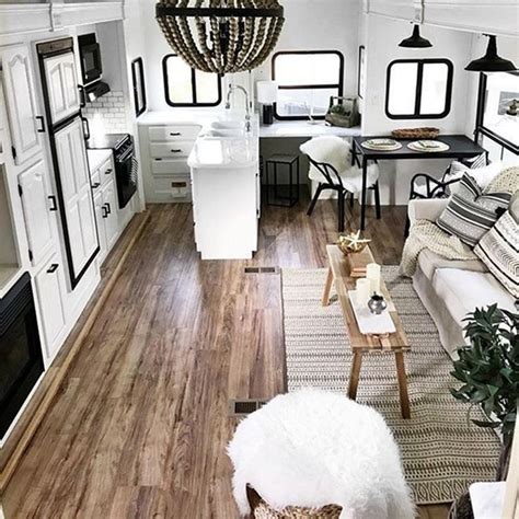 Gorgeous 45 Farmhouse Rv Interior Makeover Ideas For Holiday More Comfort Freedsgn Rv