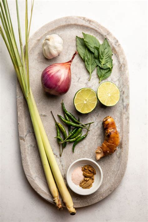 Homemade Thai Green Curry Paste Frommybowl Vegan From My Bowl