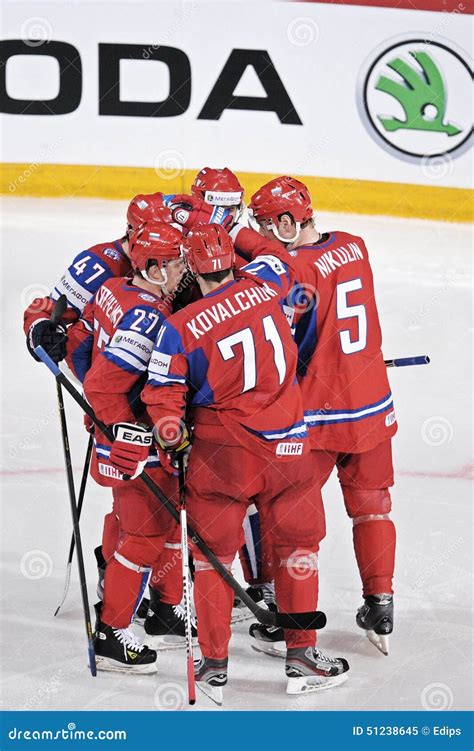 Russian Ice hockey players editorial image. Image of cheering - 51238645