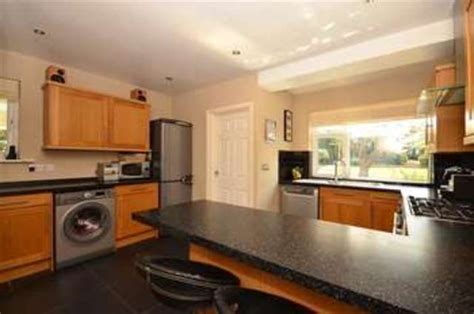 4 Bedroom Detached House For Sale In Carden Avenue Brighton Bn1