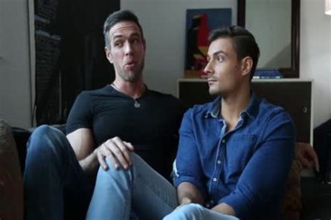 Free Gay Funny Porno At IceGay TV