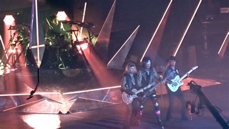 MÖTLEY CRÜE Shout At The Devil Live Fargodome Fargo North Dakota