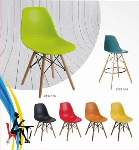 Cafeteria Chairs With Wooden Legs Seating Capacity Single At Rs 1450