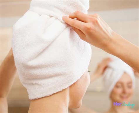 Hot Towel Treatment For Hair Step By Step Guide Herzindagi