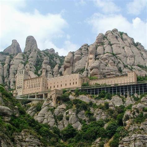 Montserrat Montserrat Pr Sentation Et Avis Des Voyageurs