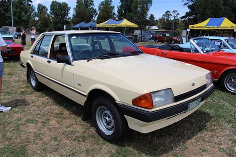 1983 Ford XE Falcon GL Sedan Vanilla The XE Falcon Was Bu Flickr