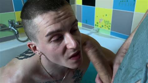 Alien Xvideos With Beautiful And Naughty Gays Making Out Cnn Amador