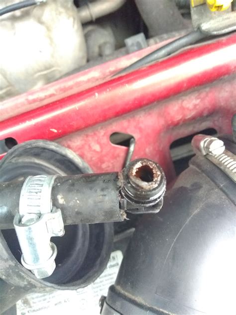 Трубка обогрева дроссельной заслонки — Opel Zafira B, 1,8 л, 2006 года ...