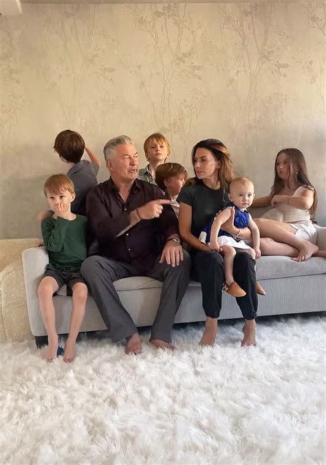 Alec And Hilaria Baldwin Announce New Tlc Reality Series