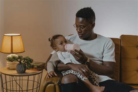 Dads Breastfeeding How Fathers Can Support A Successful Breastfeeding