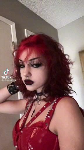 Pin By Zwinchesterxo On My Tiktok Fyp Video Short Scene Hair Red