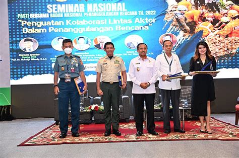 Kepala Bnpb Sebut Tni Punya Peran Krusial Dalam Penanggulangan Bencana