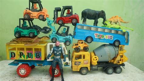 Mencari Cari Mainan Mainan Anak Anak Mainan Mobil Mobilan Truk Molen