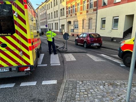 Verkehrsunfall In Rathenow Radfahrer Von PKW Erfasst Und Verletzt