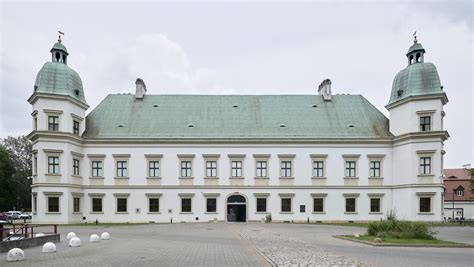 Ujazdowski Castle Centre For Contemporary Art Cultural Venues Warsaw