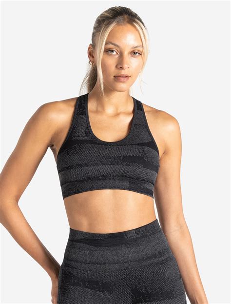 Boost Seamless Sports Bra Black Pursue Fitness