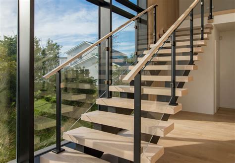 Metal Stairs Material Look And Benefits